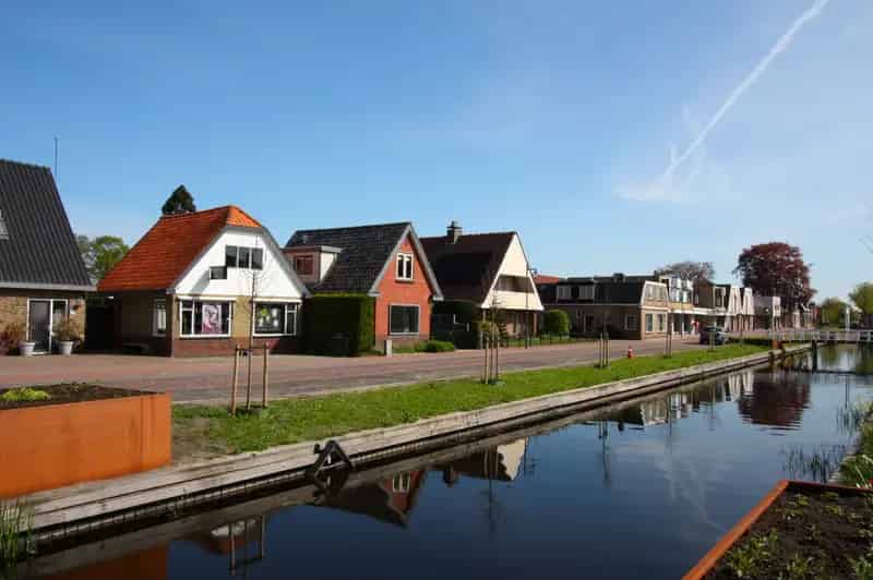 Vrijstaande woning Jubbega op te knappen