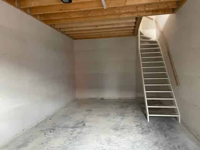 Bedrijfshal te Koop of te Huur Nikkelweg Alphen aan den Rijn
