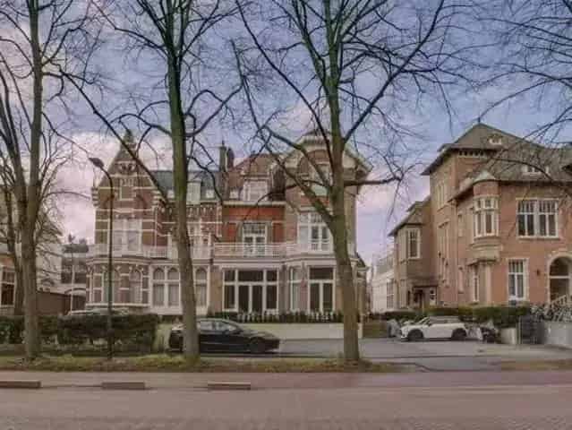 Appartement te koop Den Haag 3 slaapkamers 117m²