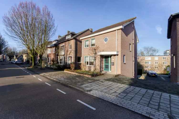 Vrijstaande woning Simpelveld 3 slaapkamers garage diepe tuin