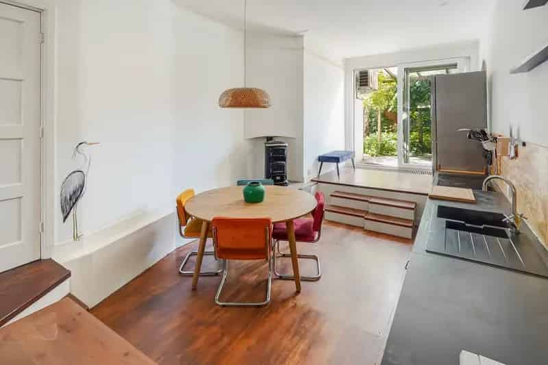 2 Slaapkamers Appartement Den Haag Oostbroek Noord - Tuin - Gerenoveerd