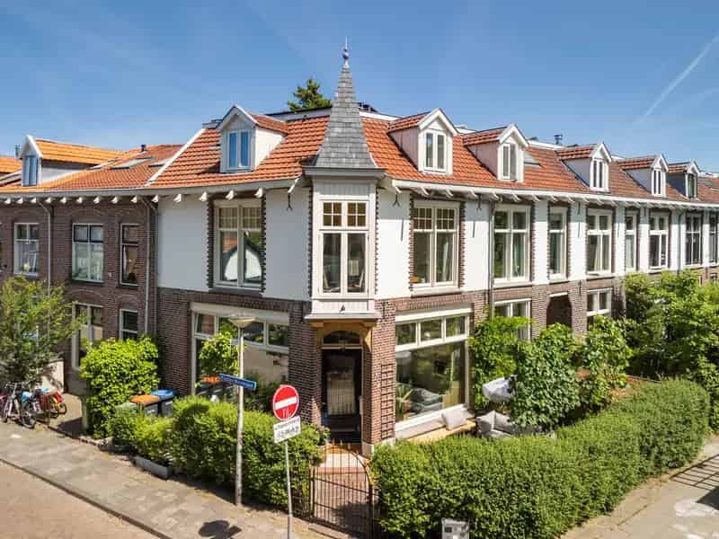 Huis te koop Amersfoort Soesterweg: Karaktervolle woning met moderne twist