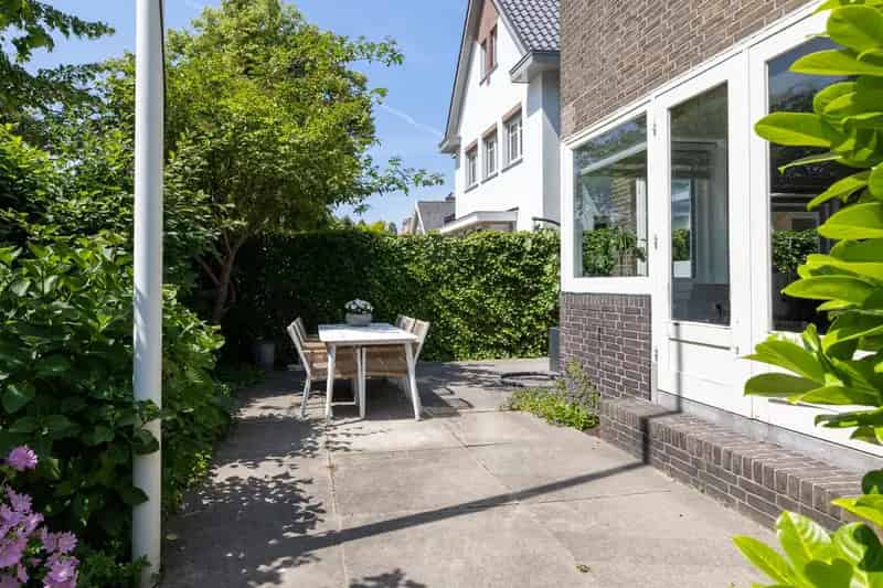 Bedrijfshal Gouda: Woon Werk Complex Graaf Florisweg