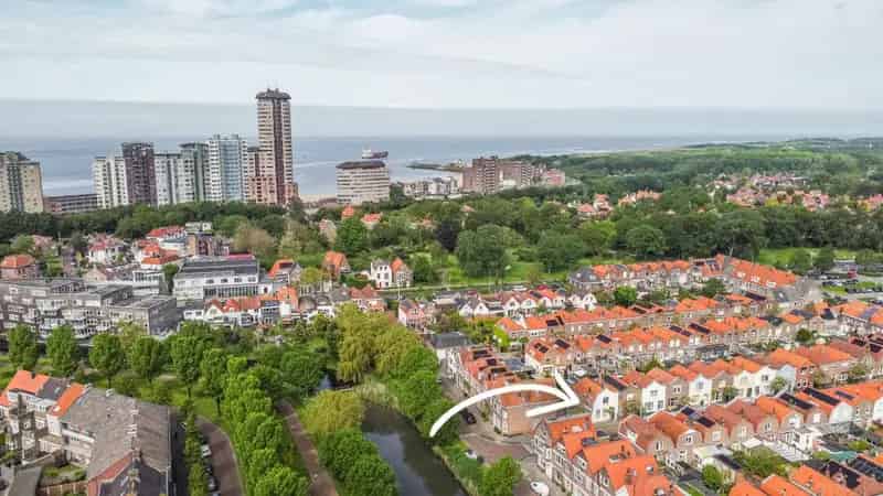 Karakteristieke Eindwoning Nabij Centrum 3 slaapkamers Zuidwesten Tuin