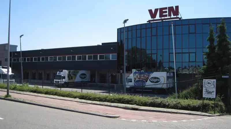 Bedrijfshal Diemen | Zoek bedrijfshallen te huur: Weesperstraat 124 1112 AP Diemen 