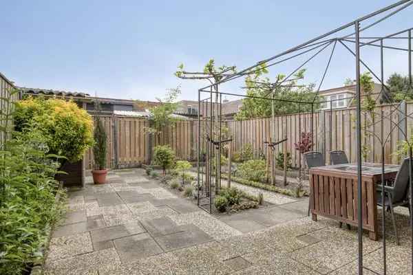 3-kamer appartement begane grond tuin Zuid Alphen aan den Rijn