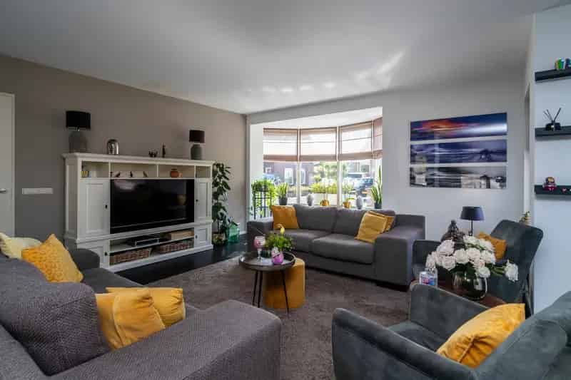Luxe Villa te Koop Den Haag 6 Kamers Grote Tuin
