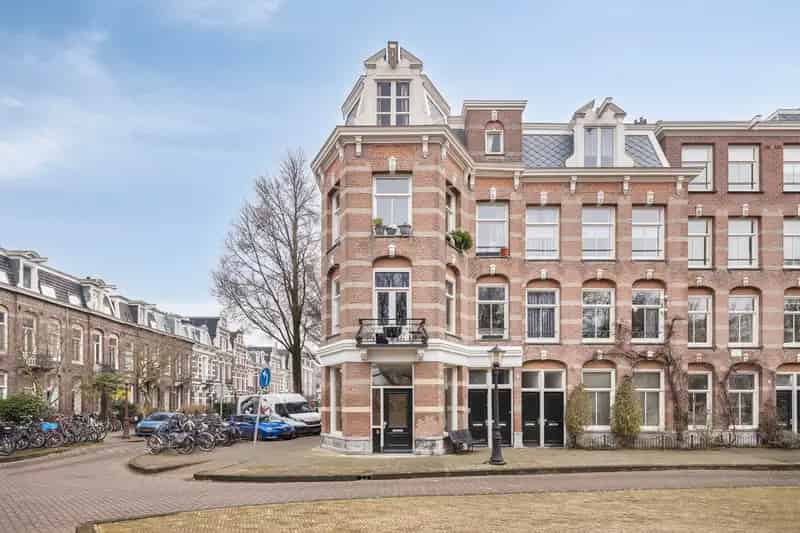 Winkelruimte te huur Kastanjeplein Amsterdam Oost