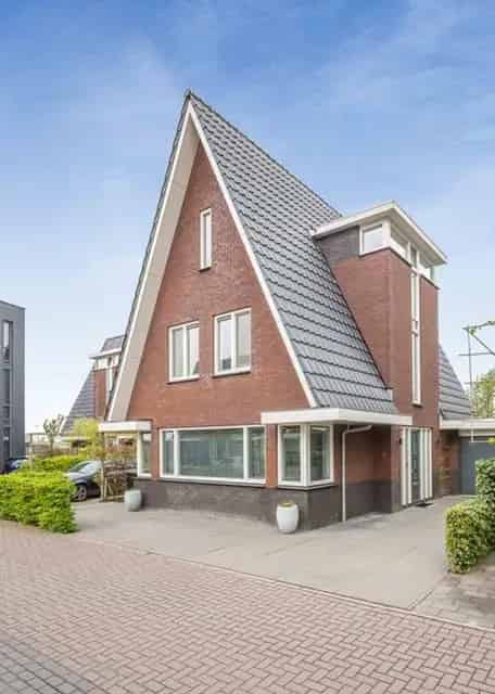 Huis te koop Assendelft 5 slaapkamers luxe tuin