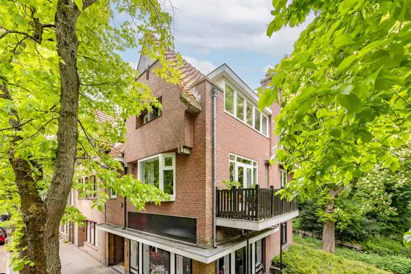 Dubbel Bovenhuis Rijswijk 175m2 4 slaapkamers  Zolder Studio