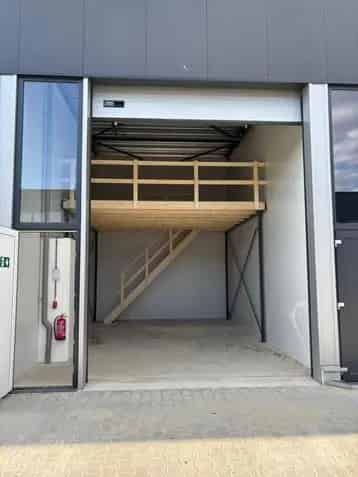 Bedrijfshal te Huur Vroomshoop 65m2