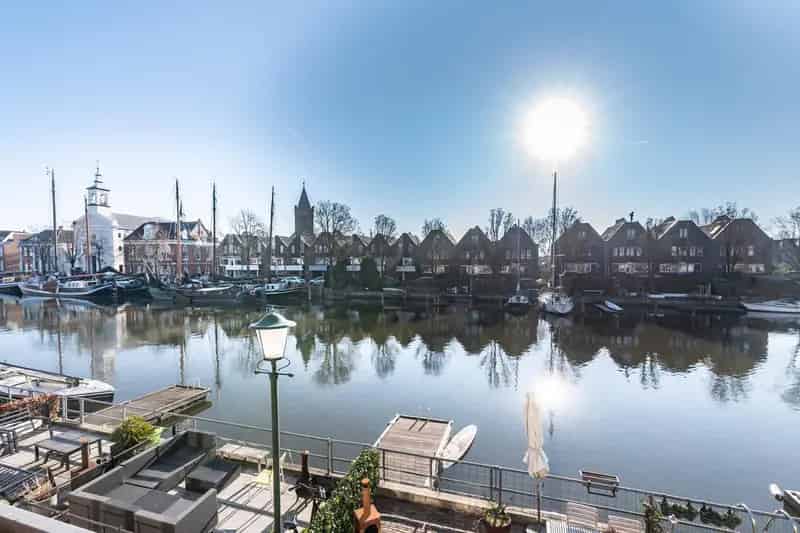 Grachtenhuis Vesting Muiden Aan De Vecht