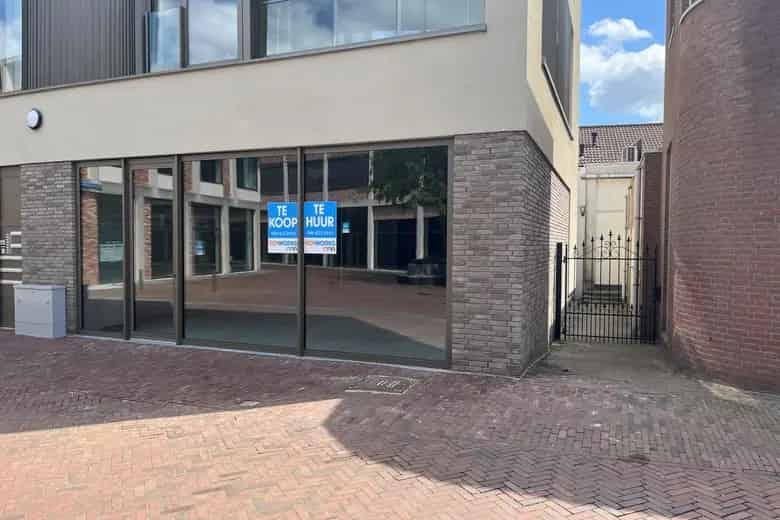 106 m2 Winkelruimte te Koop Sittard Centrum