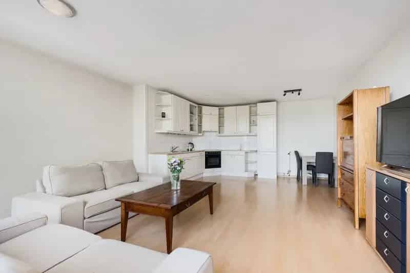 Ruim 3 Kamer Hoek Appartement Haarlem Molenwijk