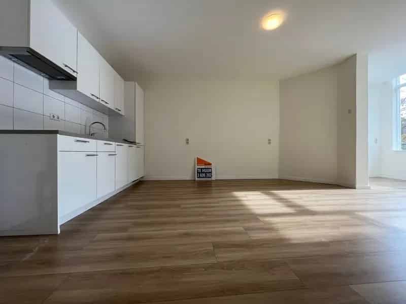 2-Kamer Appartement Scheveningen: Ideaal voor 1 Student