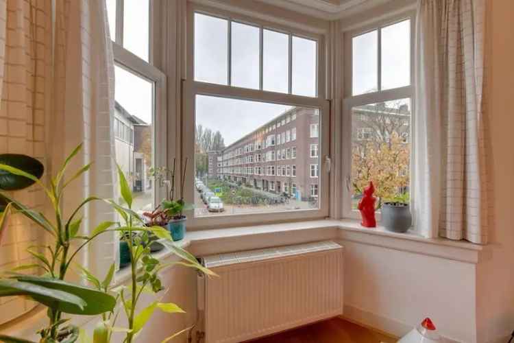 Room for rent in Rivierenbuurt 