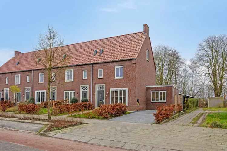 Ruime Hoekwoning met 3 slaapkamers Grote Tuin en Berging