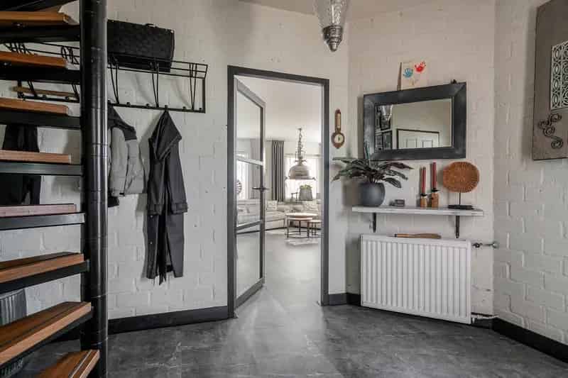 Ruim Hoekhuis 157m2 met Garage 20m2 in Dinteloord