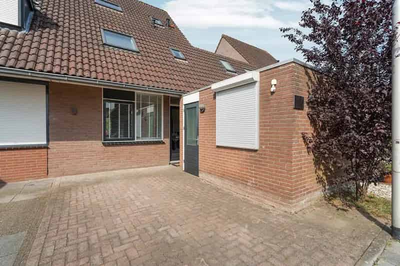 Tussenwoning Nijmegen - 3 slaapkamers - zonnige tuin - starterswoning