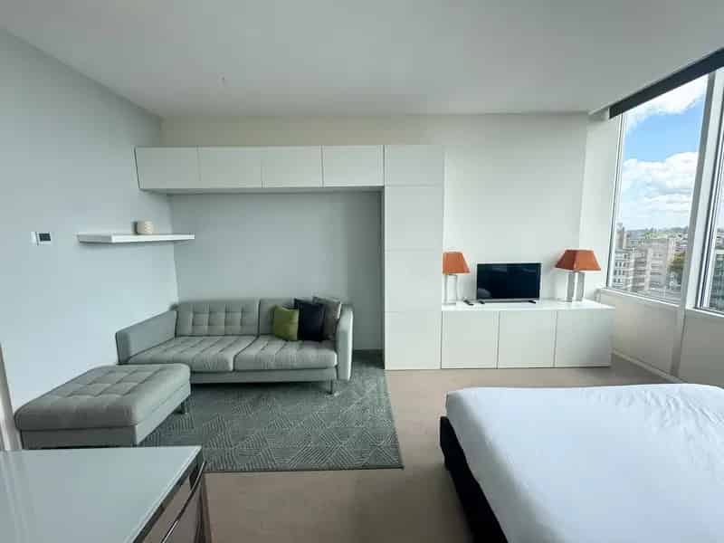 Amsterdam Studio Appartement 30m2 Bos en Lommerplantsoen