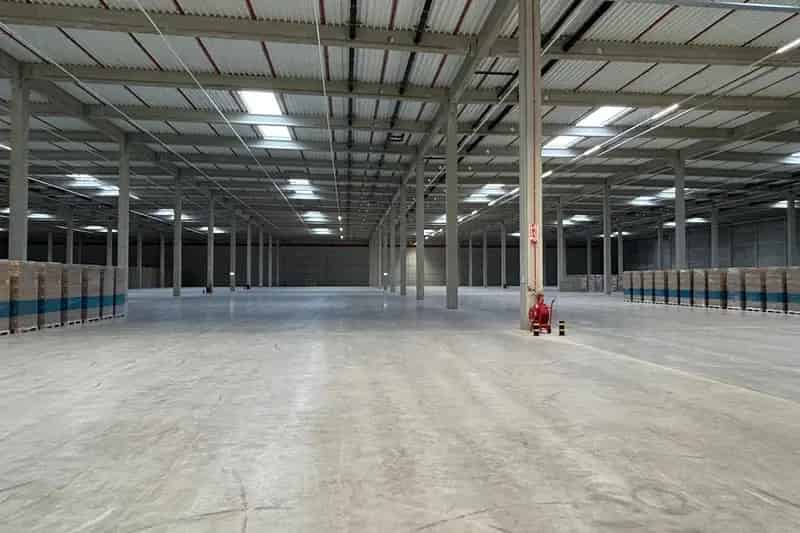 Bedrijfshal Oosterhout 27071m2 te huur A15