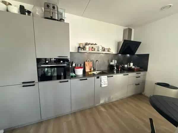 Modern 4-kamerappartement Zaandam Nabij Station