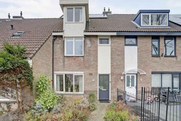 Eengezinswoning Alkmaar 4 slaapkamers Ruime tuin Zonnepanelen