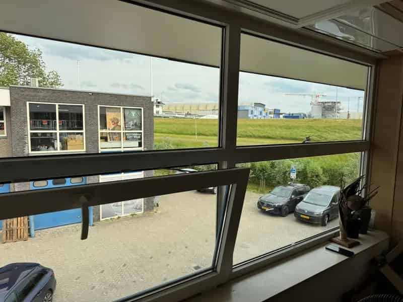 Bedrijfshal te huur Capelle aan den IJssel 150m²