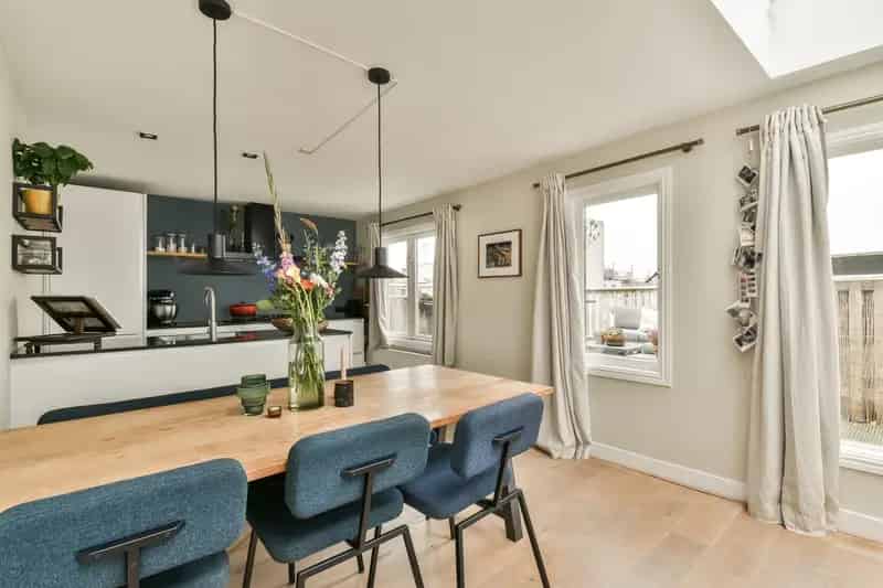 Amsterdam Groenmarktkade: Sfeervol Bovenhuis met Dakterras