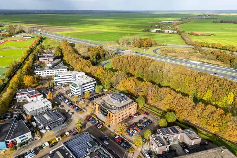 Kantoorruimte te huur Baarn: 3372,5 m² aan de A1
