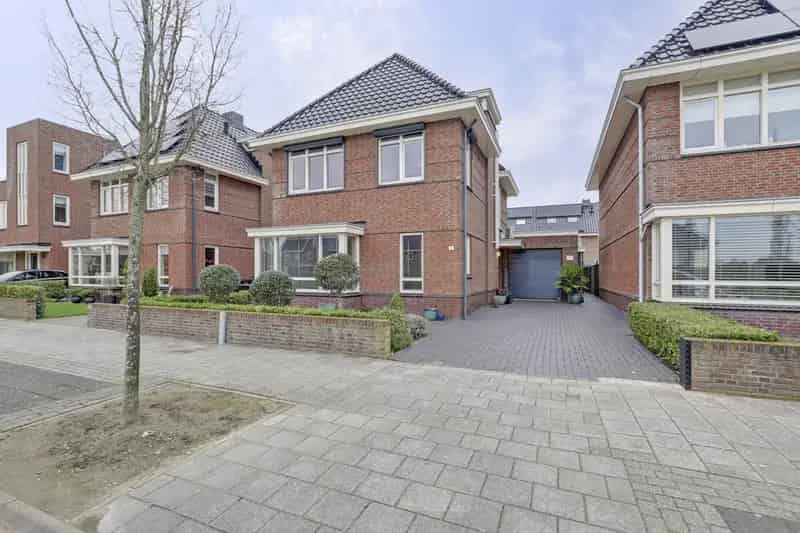 Royale Vrijstaande Woning 4 Slaapkamers Kloetinge