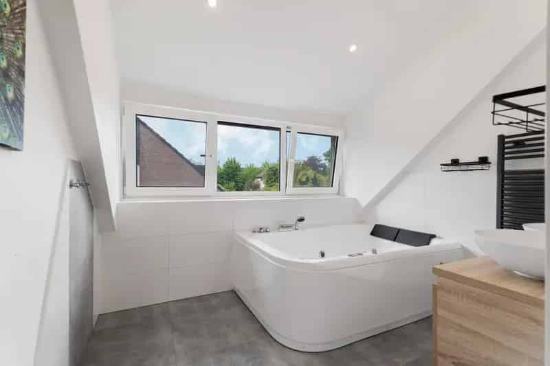 Vrijstaande Villa Almere Haven 7 slaapkamers Zwembad 3 badkamers