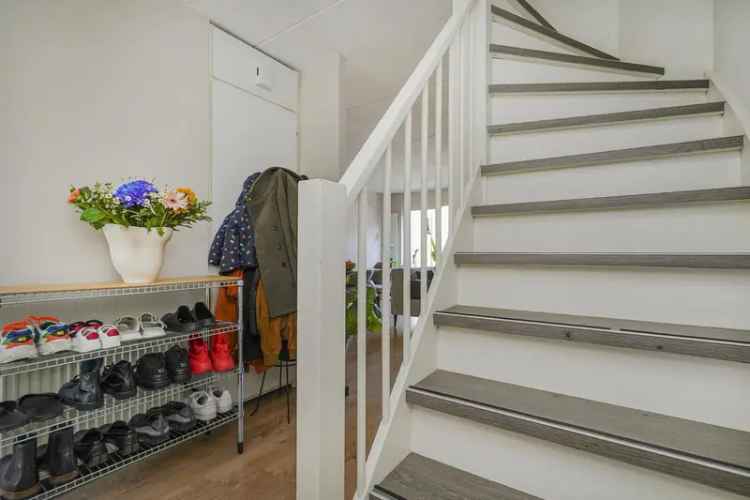 Ruime Gezinswoning 4 Slaapkamers Alphen aan den Rijn