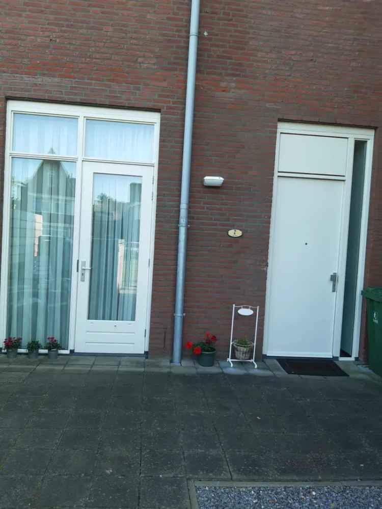 Eengezinswoning Te Huur in Waalwijk, Noord-Brabant