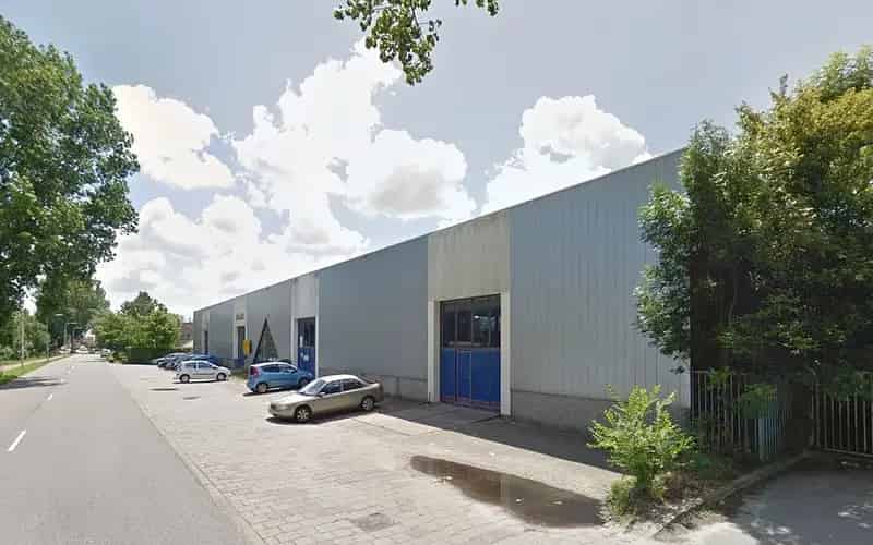 Bedrijfshal te Huur Delft 500m2 aan het Water