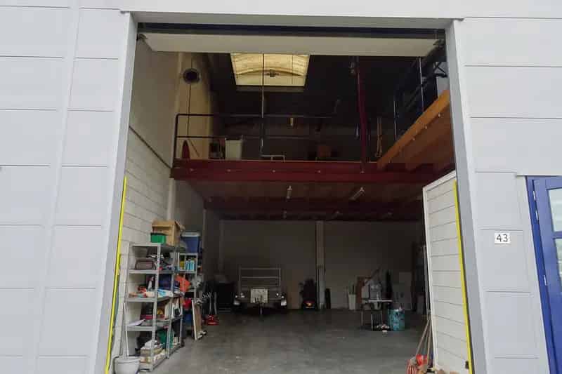 Bedrijfshal te Huur Uithoorn 170m2