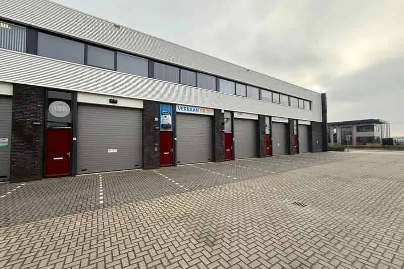 Bedrijfshal te huur Nootdorp 120m²