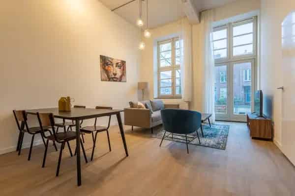 Appartement Rotterdam Vreewijk: Modern 3-kamer appartement
