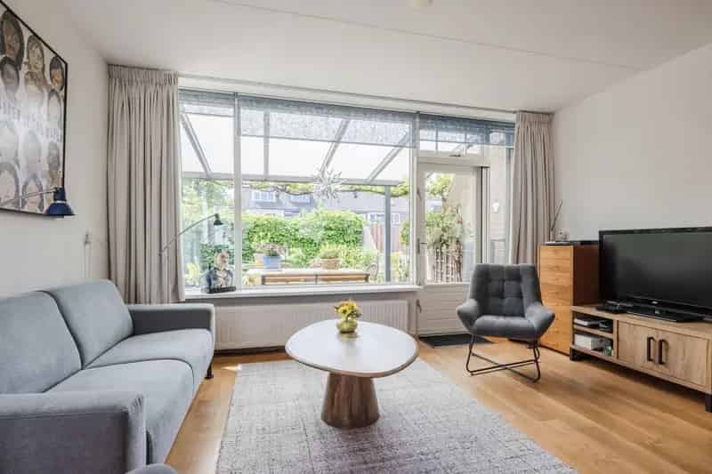 Hoekwoning Katwijk aan Zee Garage Oprit Tuin 3 slaapkamers