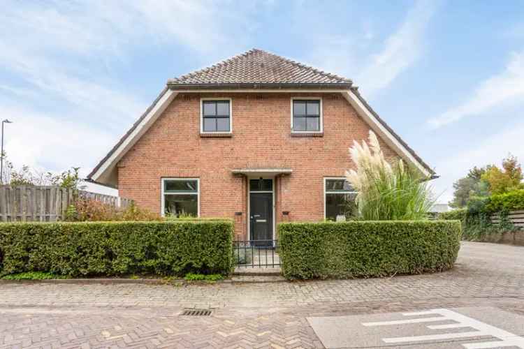 Bedrijfshal Deursen-Dennenburg | Zoek bedrijfshallen te koop: Hoogstraat 14 5352 LC Deursen-Dennenburg [funda in business]