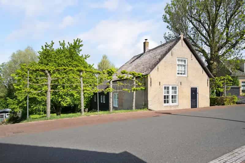 Woonboerderij Sliedrecht 231m2 Authentiek en Eigentijds