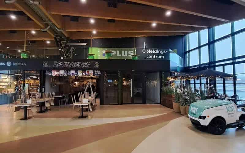 Winkel te huur Almere DUINhal 73m2 terras