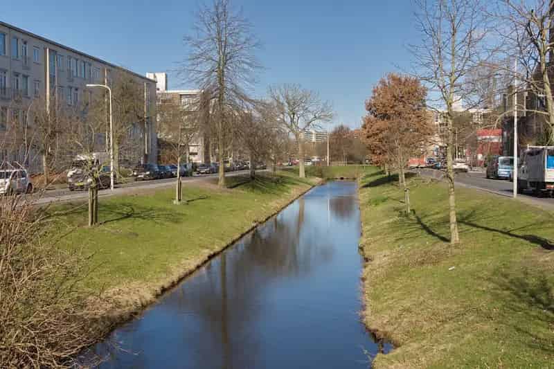 4 Kamer Hoekappartement 89m2 Ruime Woonkamer Balkon 3 Slaapkamers