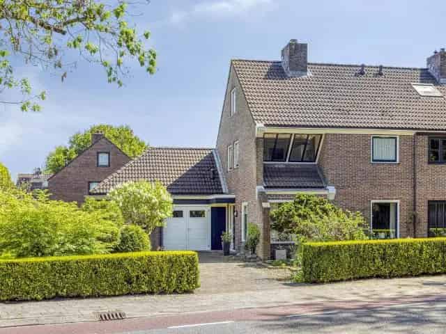 Ruime Tweekapper 5 Slaapkamers Groenendael IJsselmuiden
