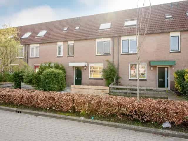 Ruime Eengezinswoning Almere  Energielabel A  Zonnige Tuin