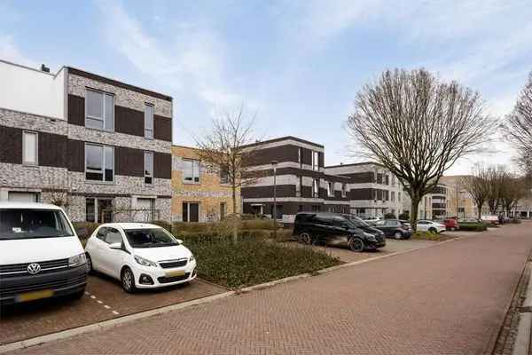 Ruime 6-kamer woning nabij universiteit en Goffertpark