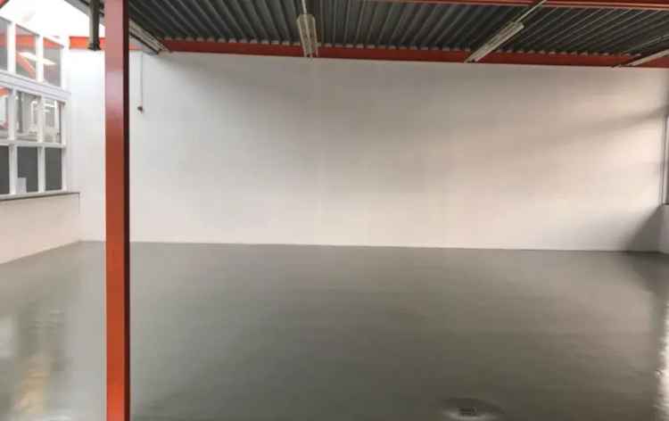 Bedrijfsruimte Farmsum 2722m2 te huur