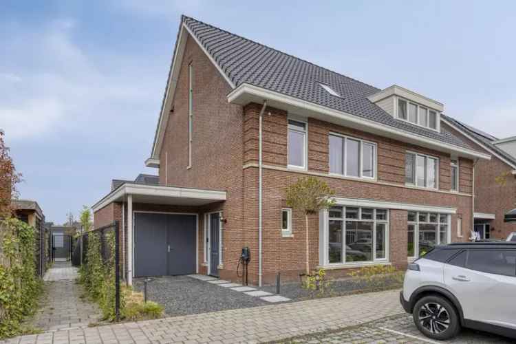 Tweekapper Willemsbuiten 155m2 A+++  Warmtepomp Zonnepanelen