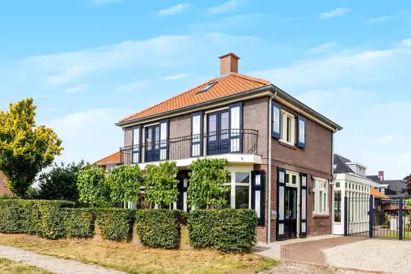 Huis te koop Leersum Lomboklaan 172m2 799m2 perceel Vernieuwd 2022