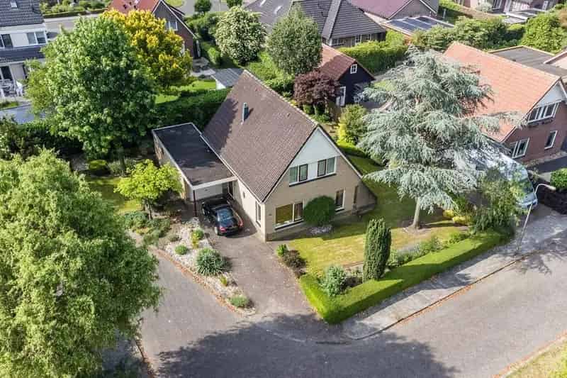 Ruime Vrijstaande Woning Vroomshoop Nabij Bos